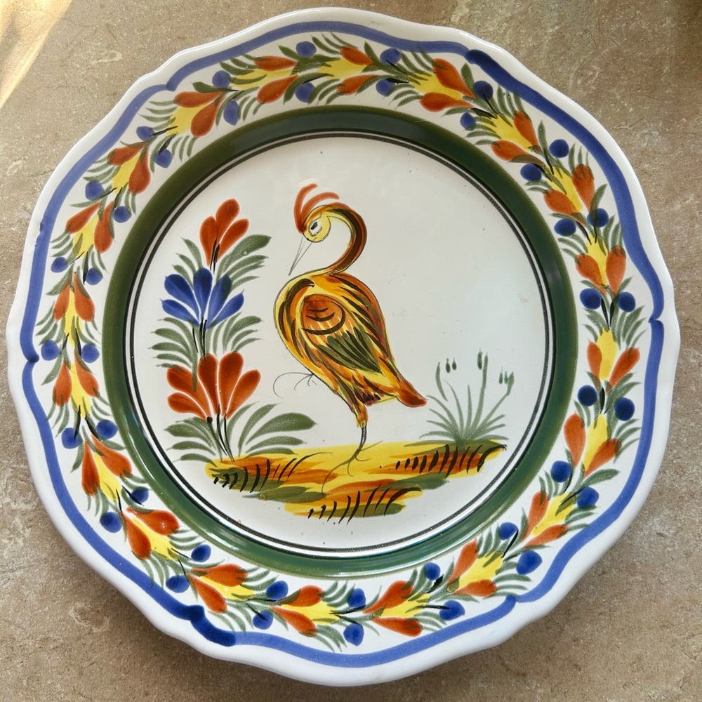 HB Henriot Quimper France Hen 10" Wall Hang Plate Hand Painted Vibrant